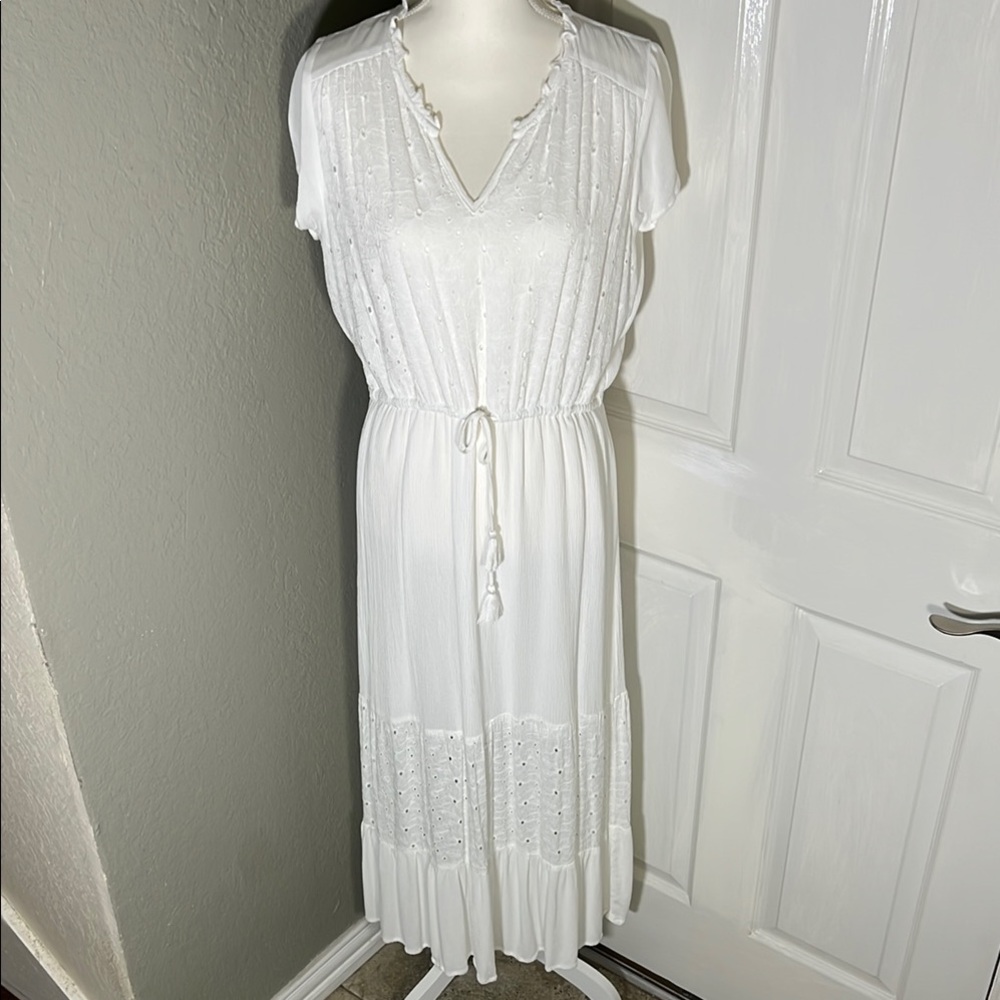 👗 Sonoma White Embroidery Tiered Maxi Dress